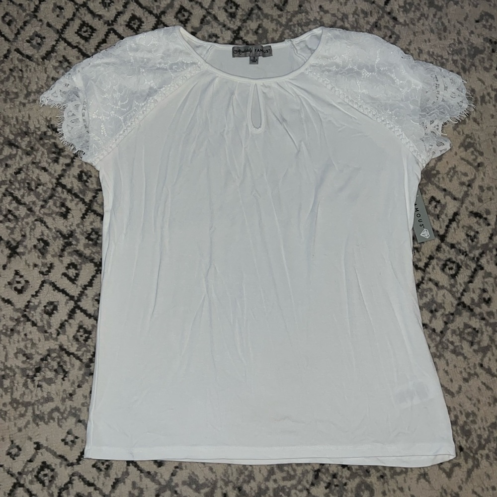 Small Absolutely Famous Shirt with Lace Sleeves